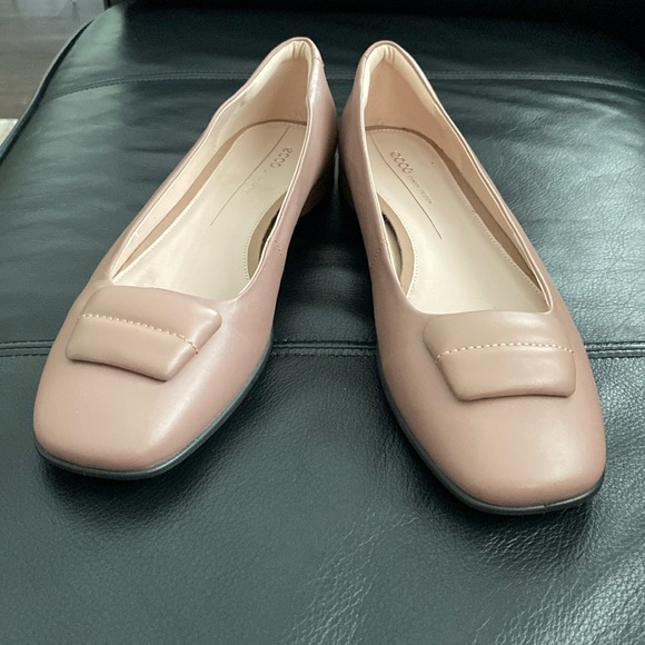 Women shoes, Ecco, NWOT, size 10,5. - Picture 1 of 7